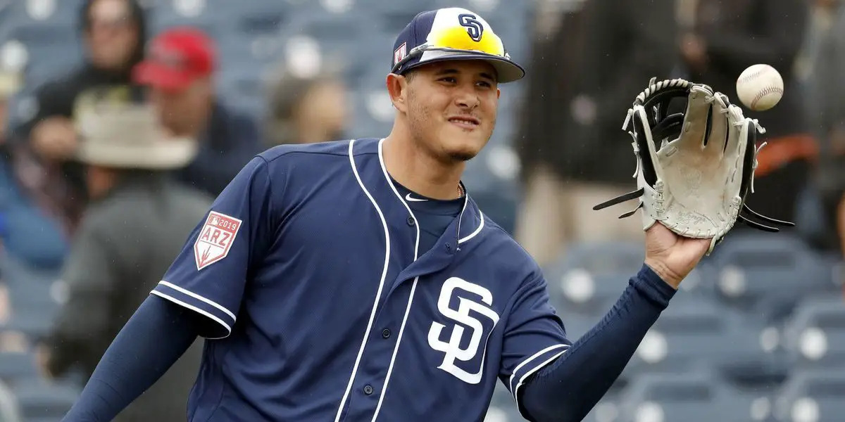 Sunday's MLB DFS Lineup Advice & Picks: Cristian Javier, Dylan Cease, Ty  France