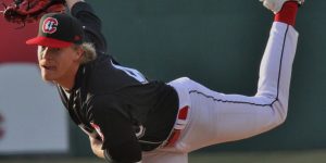 Andrew Abbott throwing a pitch for the Chattanooga Lookouts
