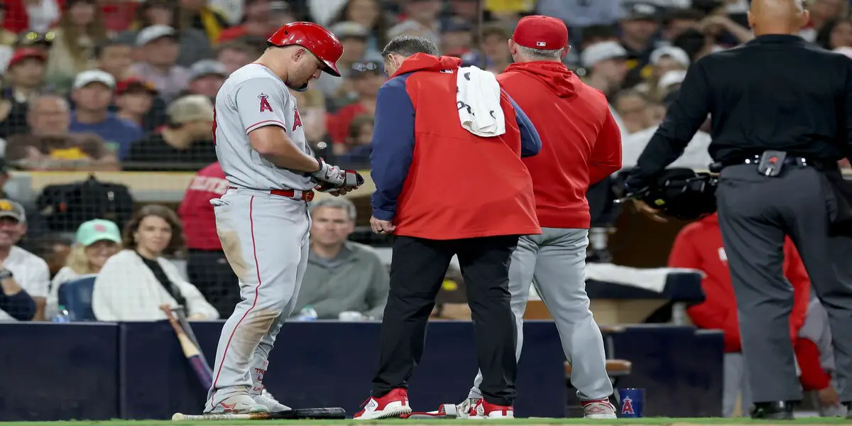 Angels place Mike Trout on IL with left hamate fracture